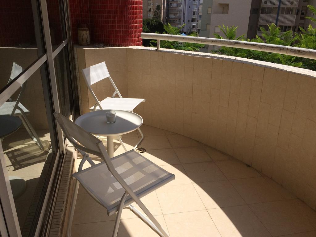 Apartment On Nitza 8A Netanya Bagian luar foto